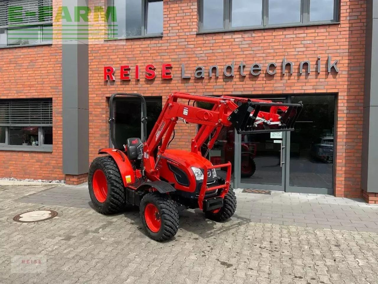 Kioti dk 4520 hs - Trator: foto 1 Kioti dk 4520 hs - Trator: foto 1