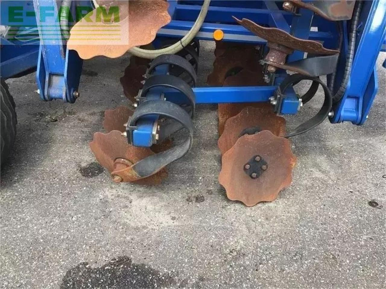 Köckerling rebell classic t 600 apv spreder - efterharve - Maquina para lavrar a terra: foto 3 Köckerling rebell classic t 600 apv spreder - efterharve - Maquina para lavrar a terra: foto 3