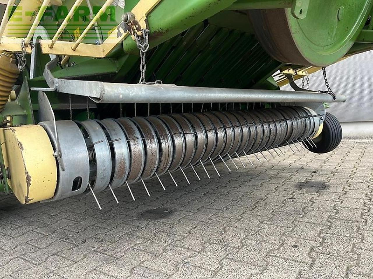 Krone big pack 120-80 - Enfardadeira de fardos quadrados: foto 5 Krone big pack 120-80 - Enfardadeira de fardos quadrados: foto 5