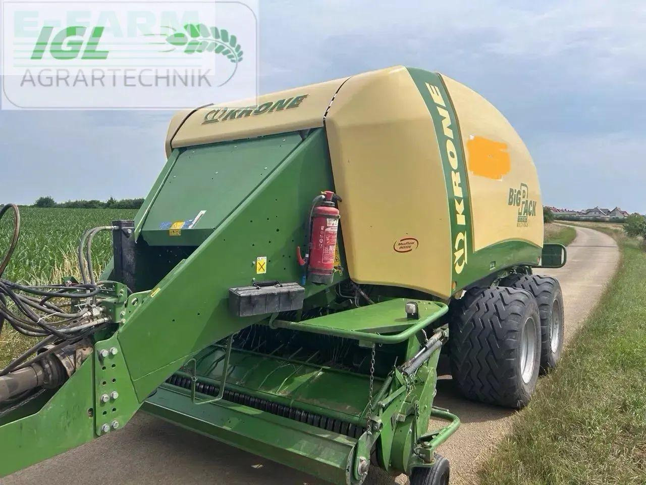 Krone big pack 1270 xc mulitbale - Enfardadeira de fardos quadrados: foto 1 Krone big pack 1270 xc mulitbale - Enfardadeira de fardos quadrados: foto 1