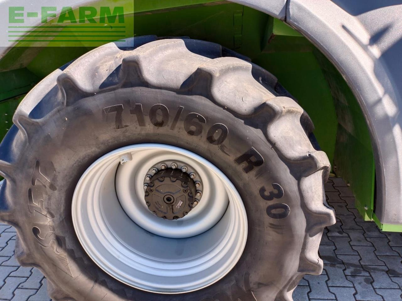 Krone big x 580 + easy flow 300s + easy collect 600-2 - Picadora de forragem automotriz: foto 1 Krone big x 580 + easy flow 300s + easy collect 600-2 - Picadora de forragem automotriz: foto 1