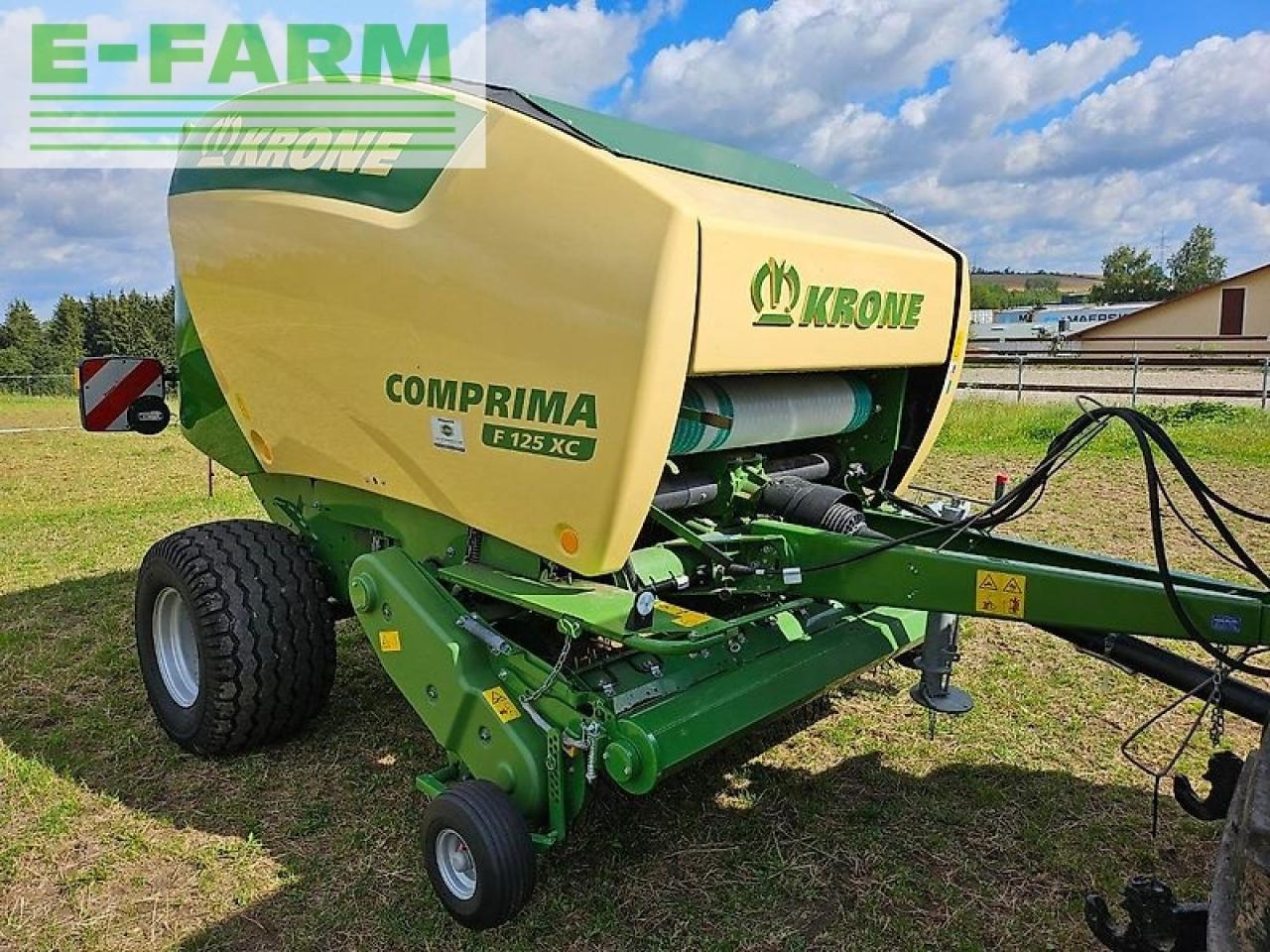 Krone comprima f 125 xc - Enfardadeira de fardos quadrados: foto 1 Krone comprima f 125 xc - Enfardadeira de fardos quadrados: foto 1