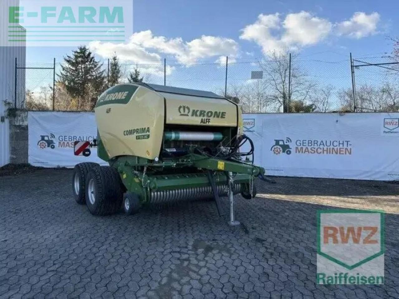 Krone comprima f125 xc - Enfardadeira de fardos quadrados: foto 1 Krone comprima f125 xc - Enfardadeira de fardos quadrados: foto 1