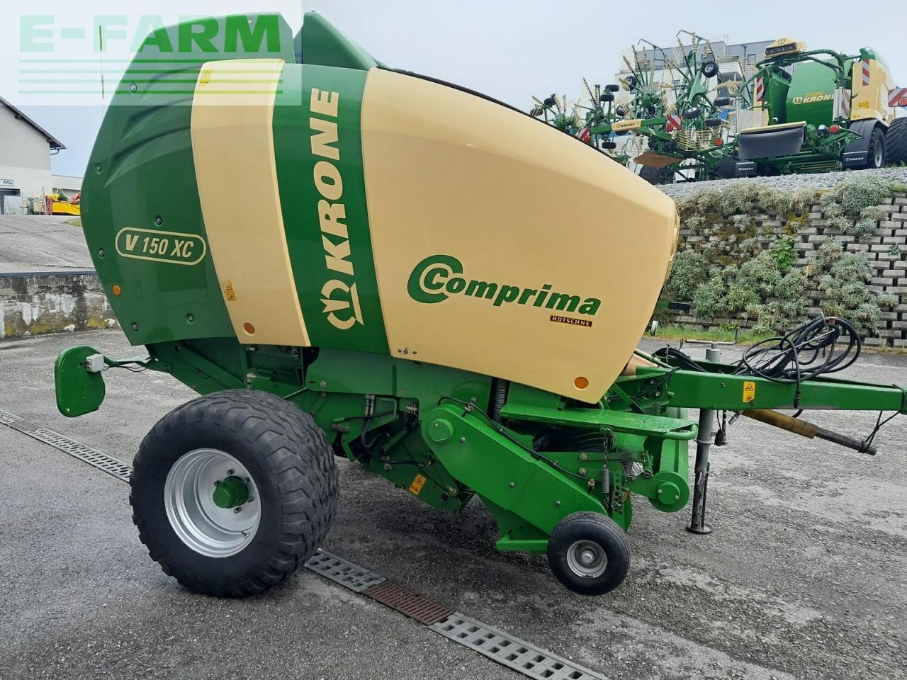 Enfardadeira de fardos quadrados Krone comprima v 150 xc: foto 12