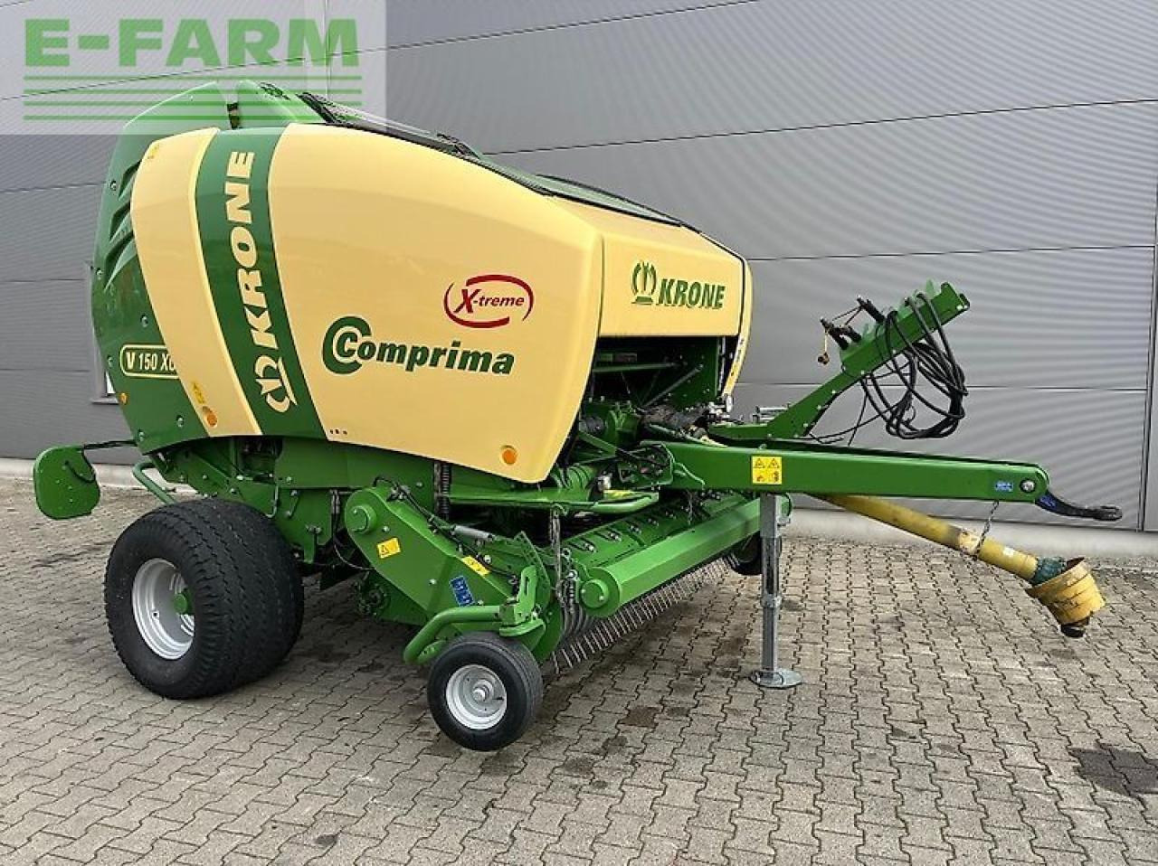 Krone comprima v 150 xc xtreme - Enfardadeira de fardos quadrados: foto 1 Krone comprima v 150 xc xtreme - Enfardadeira de fardos quadrados: foto 1