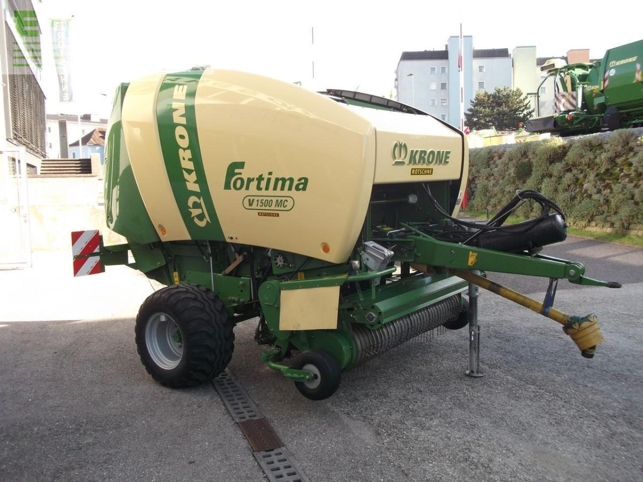 Krone fortima v 1500 multi cut - Enfardadeira de fardos quadrados: foto 1 Krone fortima v 1500 multi cut - Enfardadeira de fardos quadrados: foto 1
