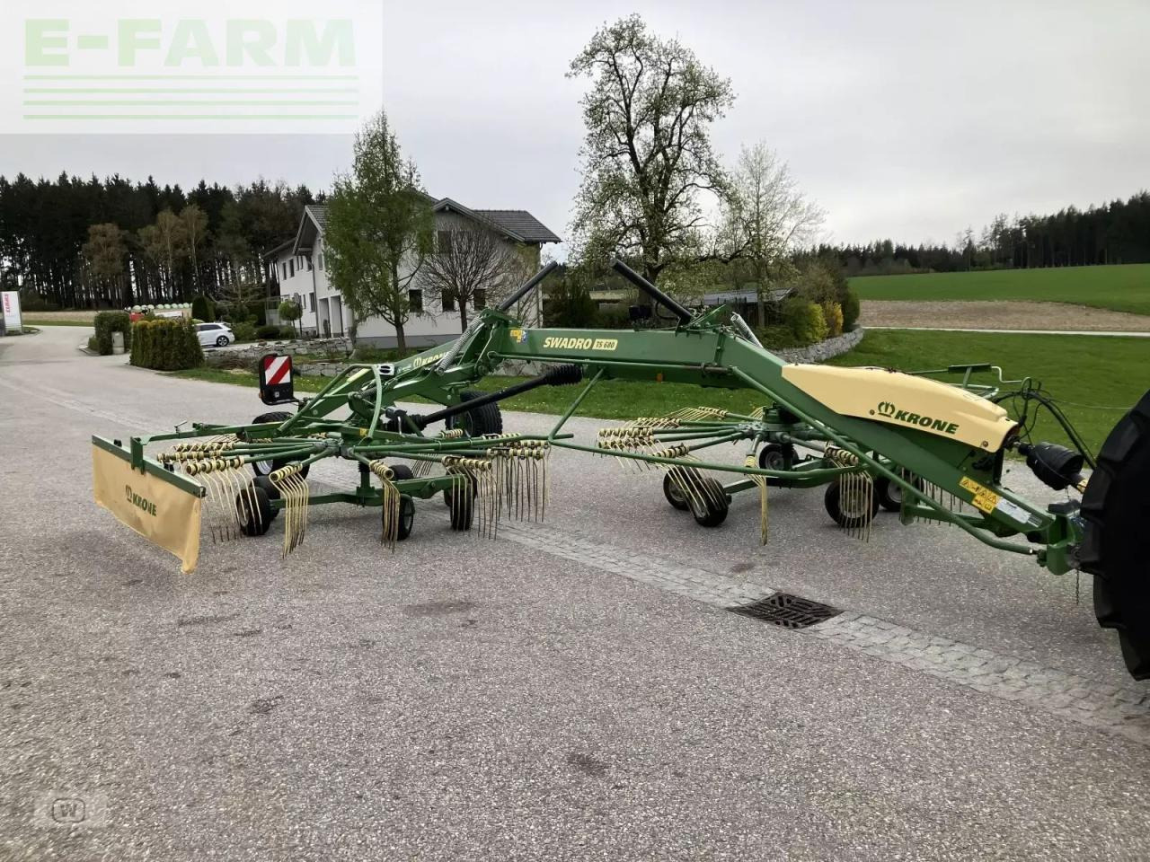 Ancinho enleirador Krone swadro ts 680: foto 7