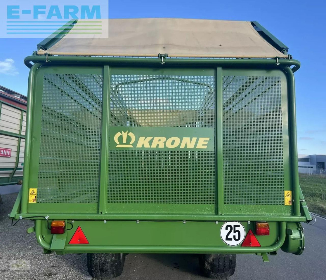 Krone titan 6/48 gl all in im guten zustand - mit zusätzlichen tasträdern hinter der pick-up - Autocarregadora: foto 5 Krone titan 6/48 gl all in im guten zustand - mit zusätzlichen tasträdern hinter der pick-up - Autocarregadora: foto 5