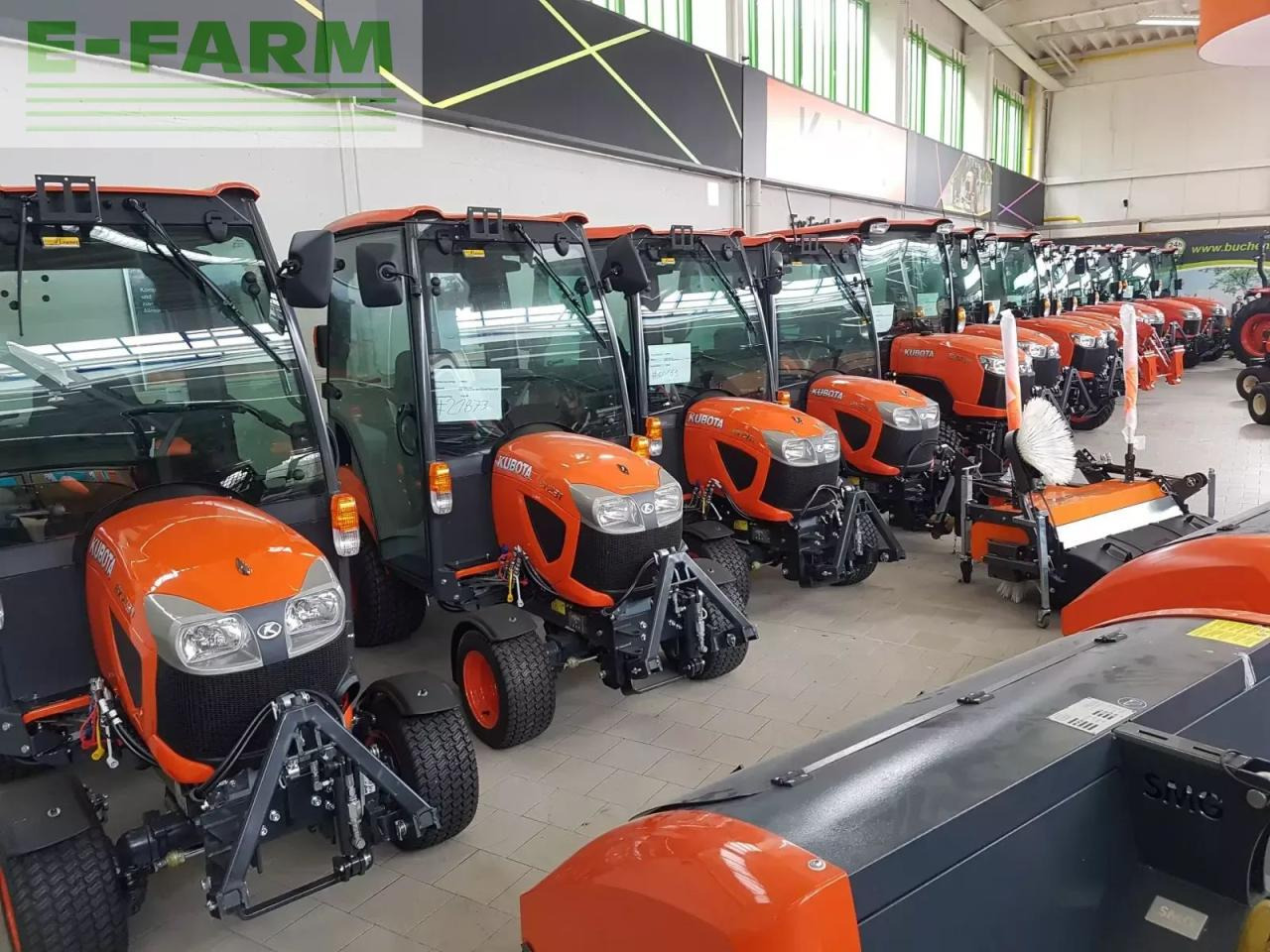 Kubota bx231 cab - Trator: foto 2 Kubota bx231 cab - Trator: foto 2