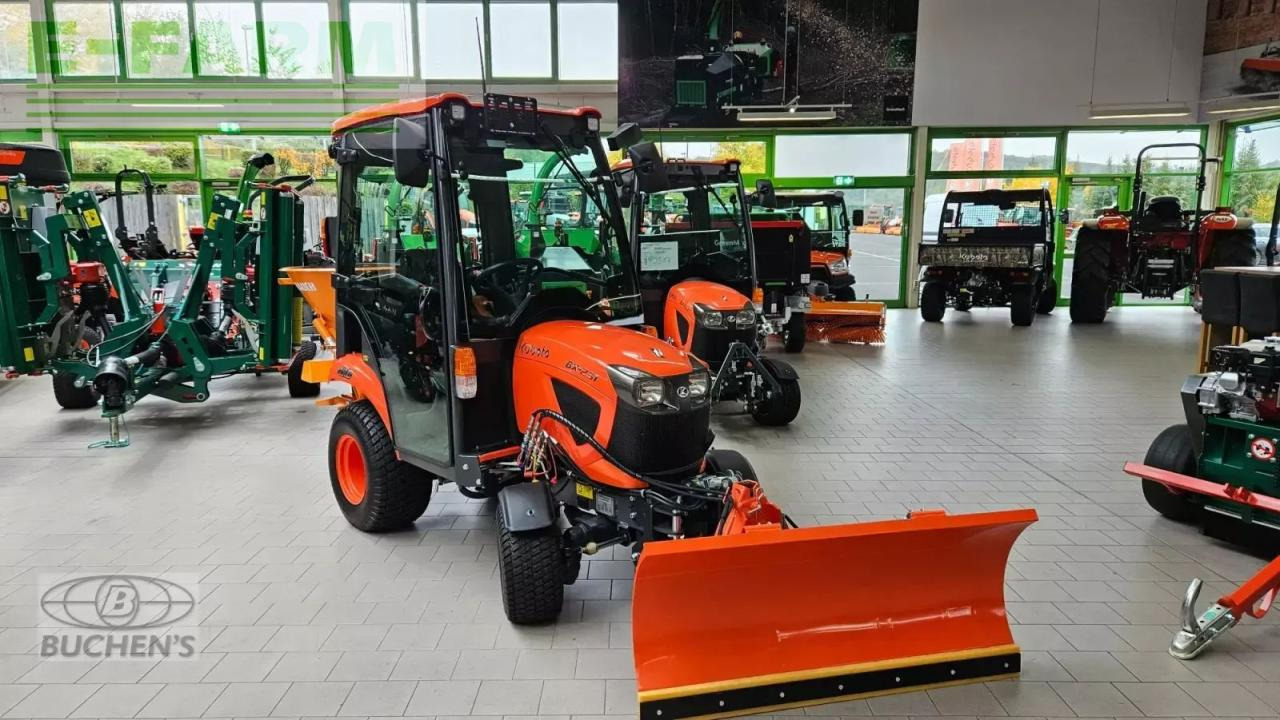 Kubota bx231 winterdienst - Trator: foto 1 Kubota bx231 winterdienst - Trator: foto 1