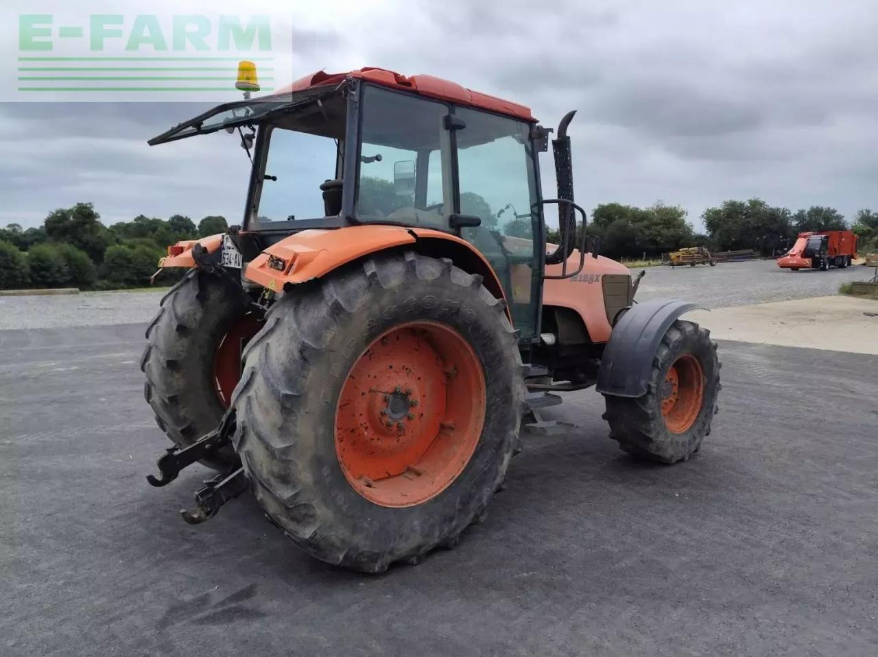 Kubota m128x - Trator: foto 3 Kubota m128x - Trator: foto 3