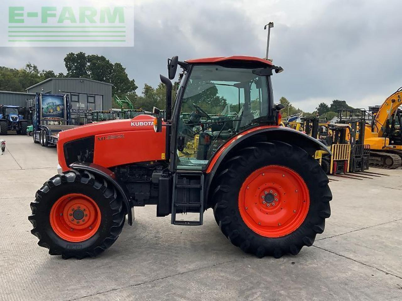 Kubota m135 gx tractor (st24279) - Trator: foto 5 Kubota m135 gx tractor (st24279) - Trator: foto 5