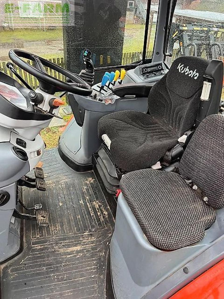Trator Kubota m6121: foto 7 Trator Kubota m6121: foto 7