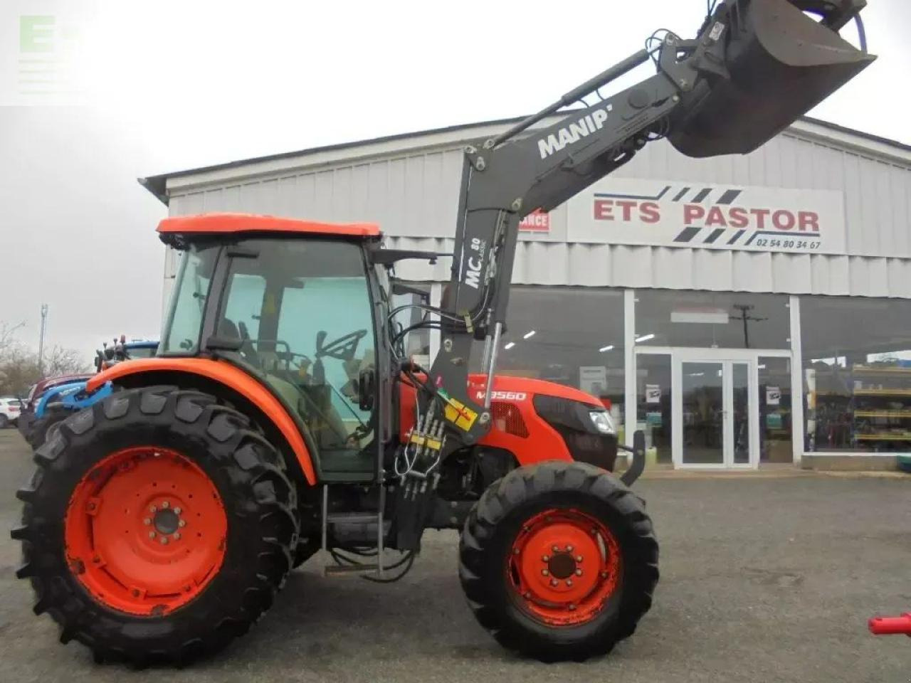Kubota m8560dth - Trator: foto 1 Kubota m8560dth - Trator: foto 1