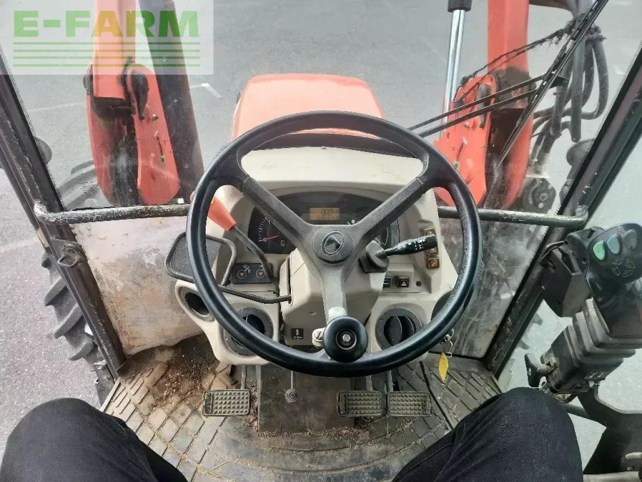 Trator Kubota m9960: foto 9 Trator Kubota m9960: foto 9