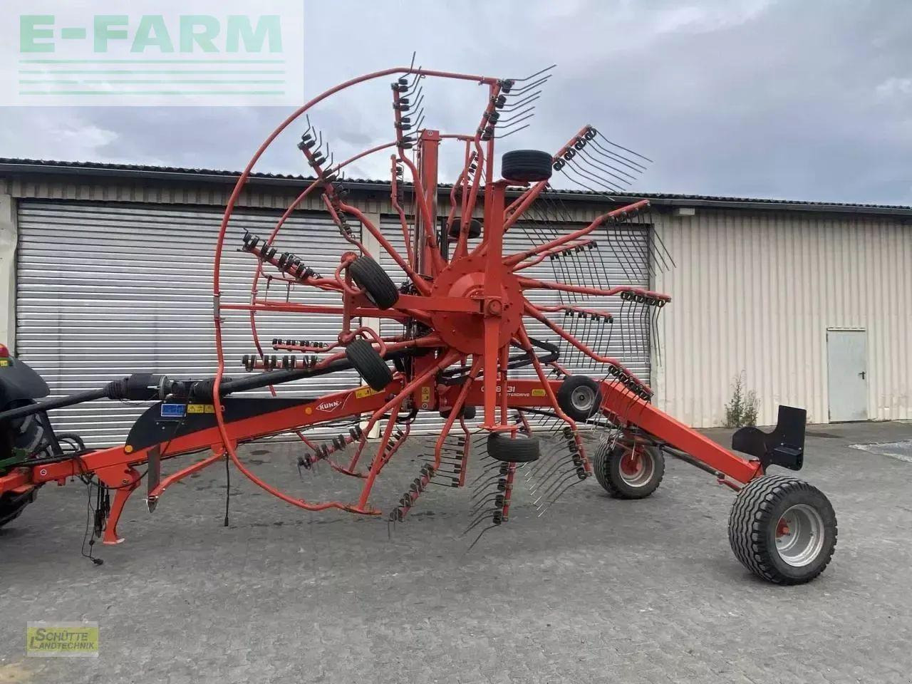 Kuhn ga 8731 - Ancinho enleirador: foto 1 Kuhn ga 8731 - Ancinho enleirador: foto 1