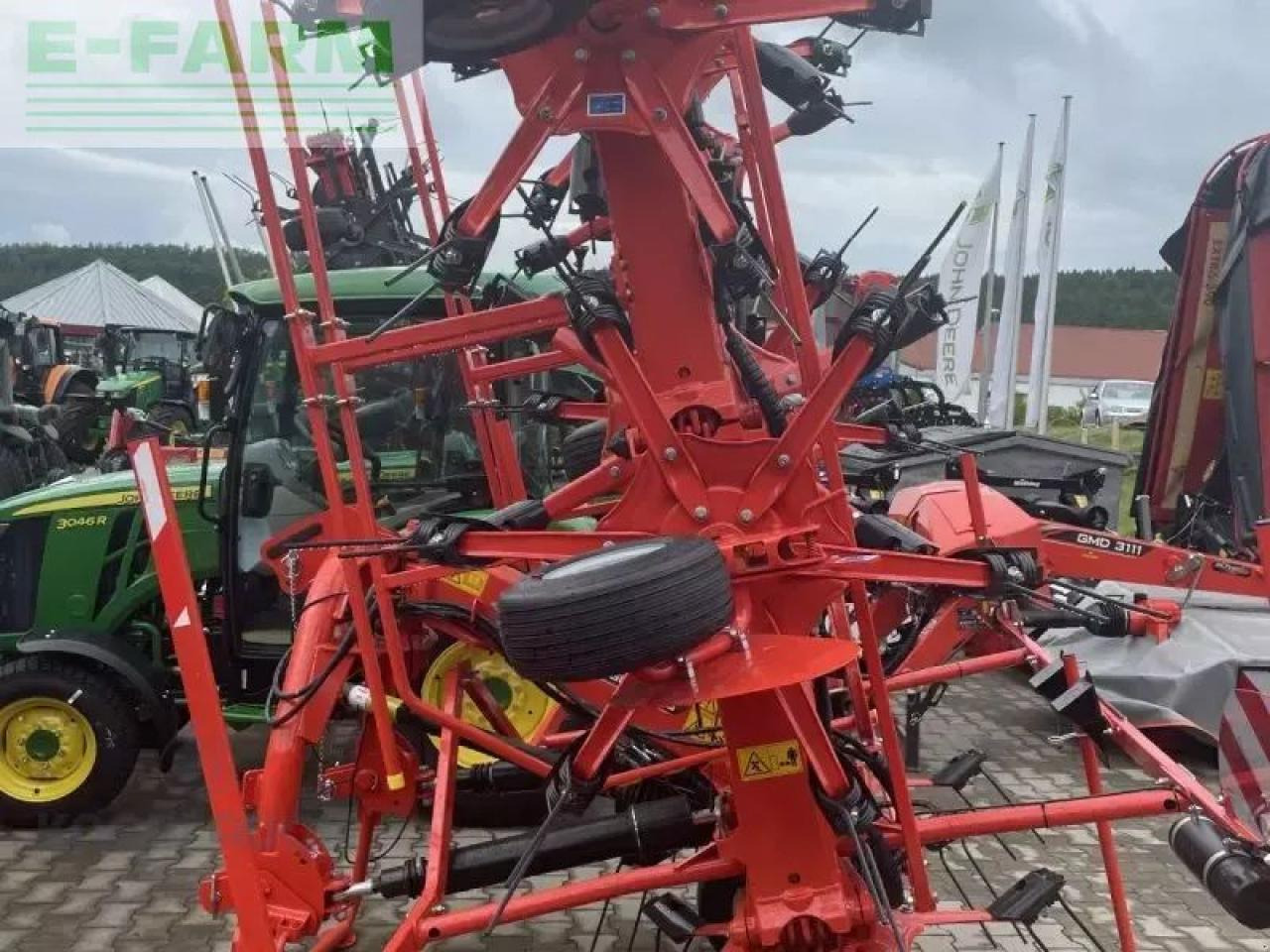 Kuhn gf 10803 - Ancinho enleirador: foto 2 Kuhn gf 10803 - Ancinho enleirador: foto 2