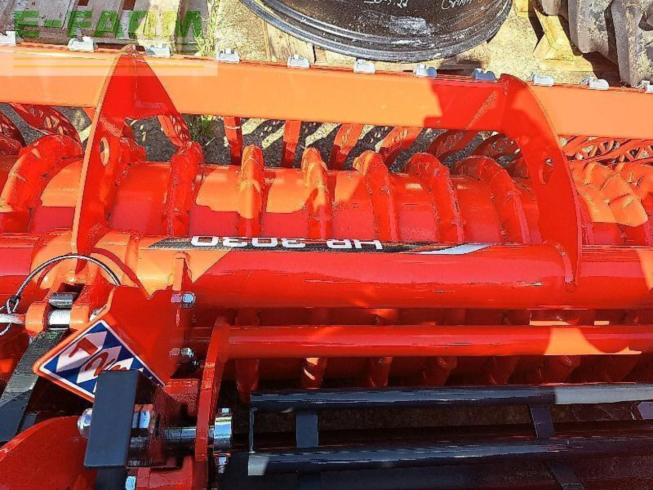 Kuhn hr3030 - Maquina para lavrar a terra: foto 5 Kuhn hr3030 - Maquina para lavrar a terra: foto 5