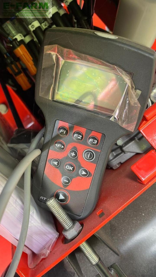 Kuhn merge maxx 950 bandschwader - Ancinho enleirador: foto 2 Kuhn merge maxx 950 bandschwader - Ancinho enleirador: foto 2