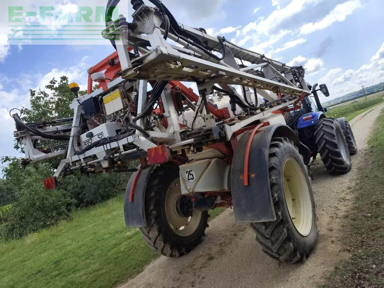 Kuhn metris 4100 - Pulverizador de arrastar: foto 3 Kuhn metris 4100 - Pulverizador de arrastar: foto 3