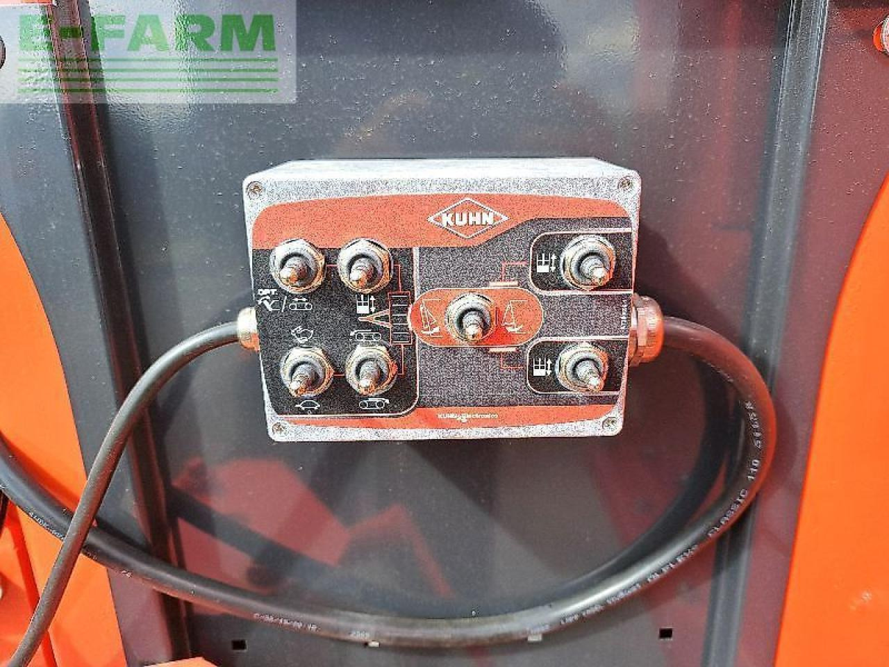 Kuhn profile15.2cs k-nox - Equipamento de gado: foto 5 Kuhn profile15.2cs k-nox - Equipamento de gado: foto 5