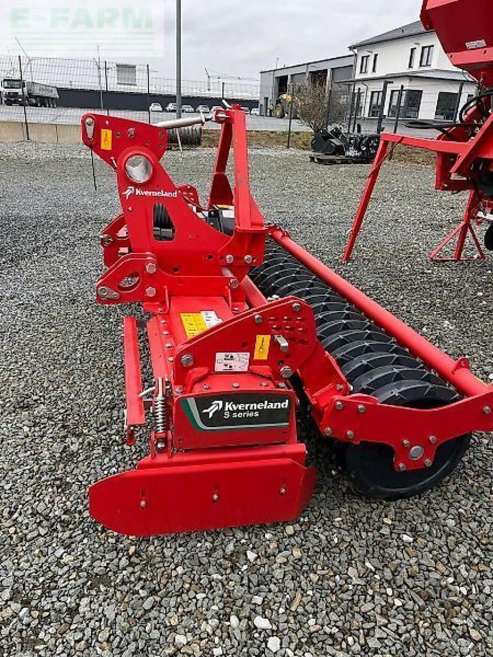 Kverneland kreiselegge s-serie mit actilinewalze - Grades de discos: foto 1 Kverneland kreiselegge s-serie mit actilinewalze - Grades de discos: foto 1
