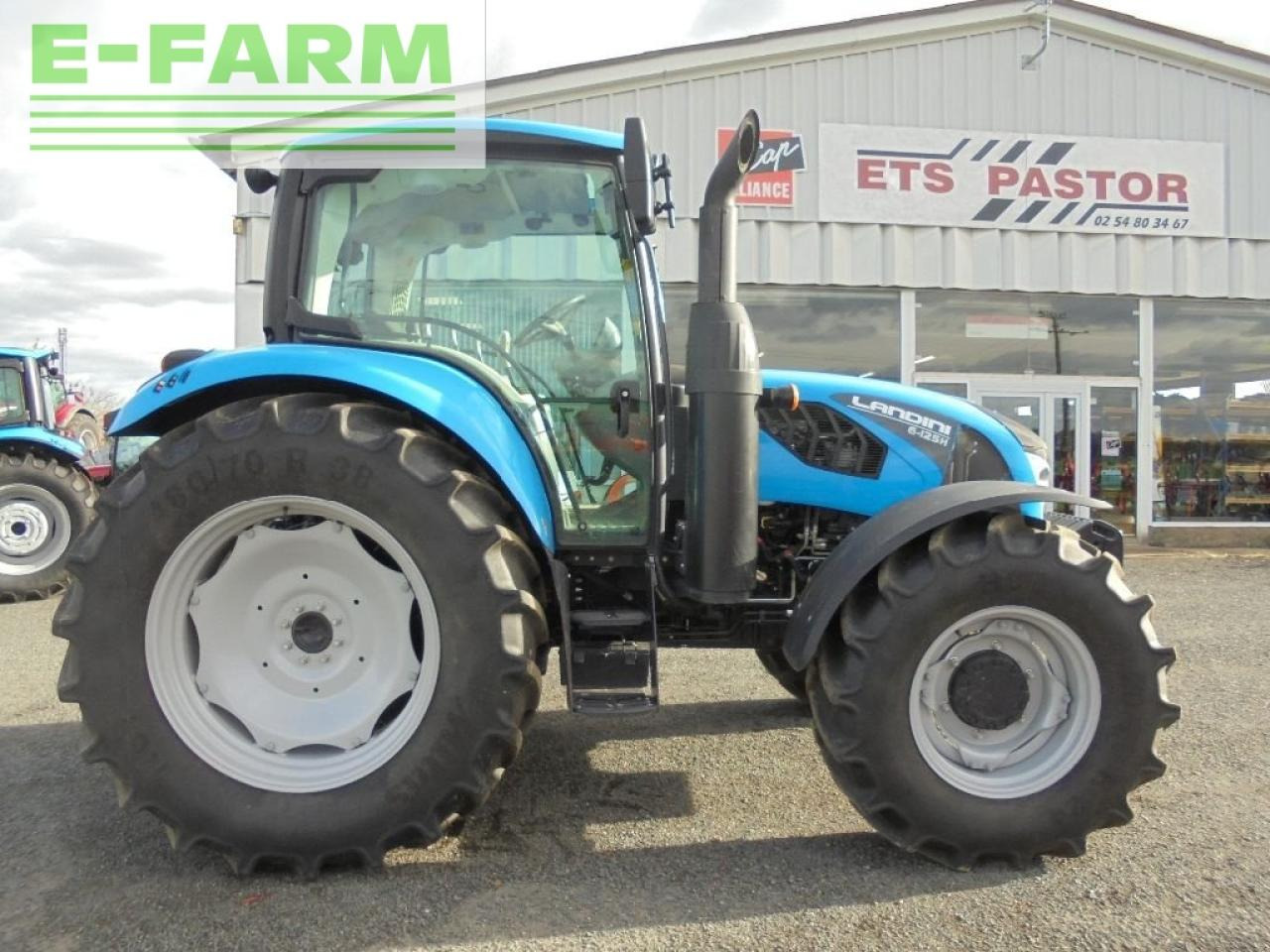 Landini 6-125h - Trator: foto 1 Landini 6-125h - Trator: foto 1