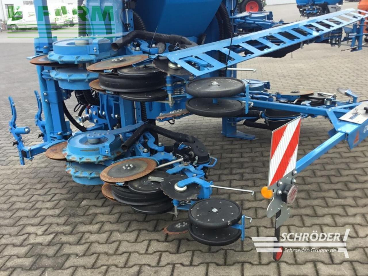 Lemken azurit 9 k 8 - Semeadora de precisão: foto 4 Lemken azurit 9 k 8 - Semeadora de precisão: foto 4