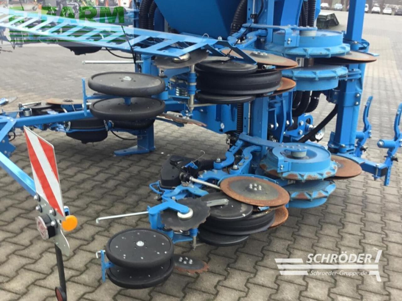 Lemken azurit 9 k 8 - Semeadora de precisão: foto 3 Lemken azurit 9 k 8 - Semeadora de precisão: foto 3