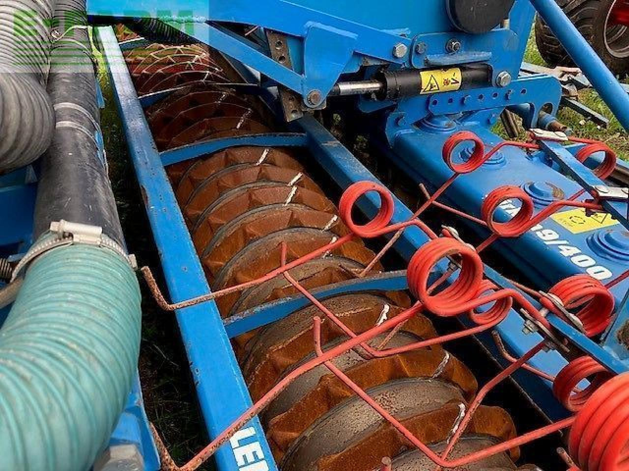 Lemken solitair 9/400 + zirkon 9/400 - Semeadeira: foto 4 Lemken solitair 9/400 + zirkon 9/400 - Semeadeira: foto 4