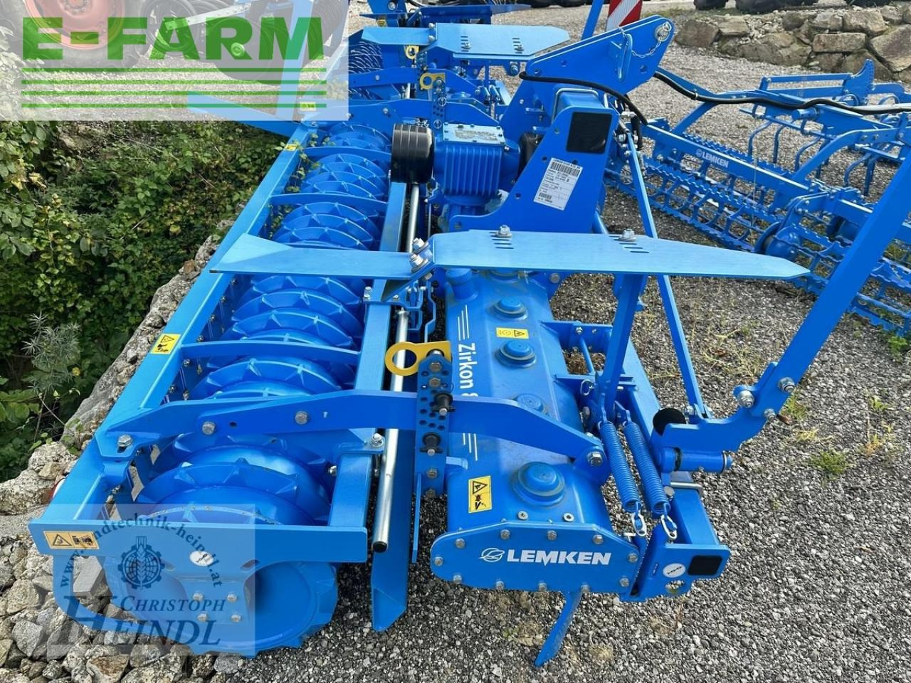 Lemken zirkon 8 - Maquina para lavrar a terra: foto 5 Lemken zirkon 8 - Maquina para lavrar a terra: foto 5