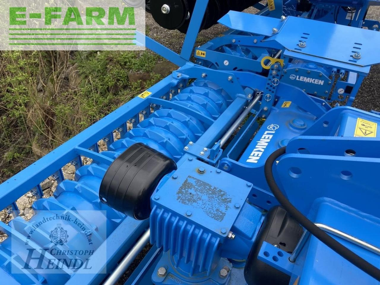 Lemken zirkon 8 - Maquina para lavrar a terra: foto 2 Lemken zirkon 8 - Maquina para lavrar a terra: foto 2