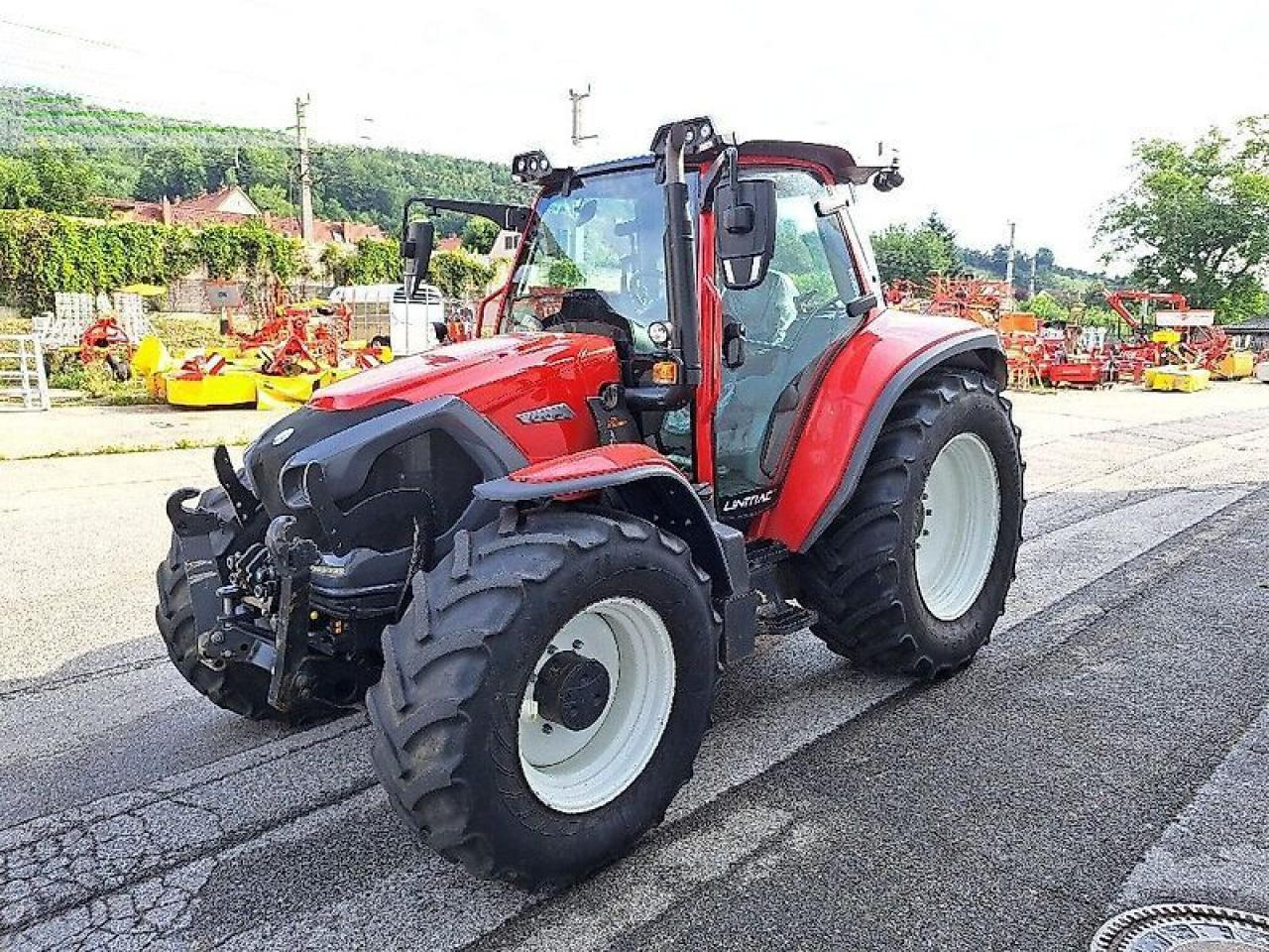 Lindner lintrac 110 - Trator: foto 1 Lindner lintrac 110 - Trator: foto 1