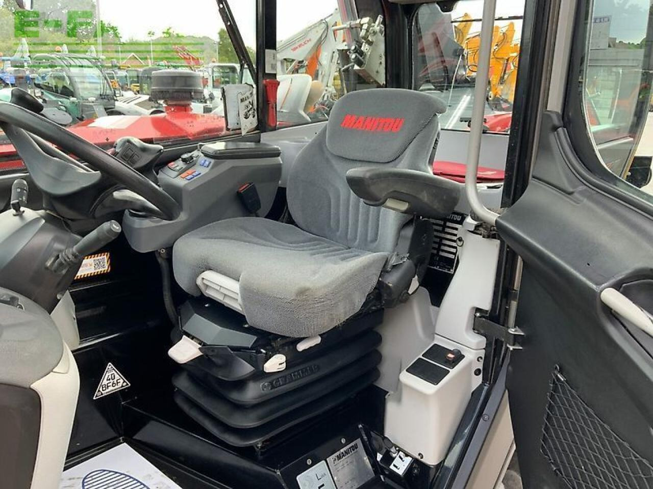 Empilhador telescópico Manitou mlt 841-145 ps+ telehandler (st23226): foto 16