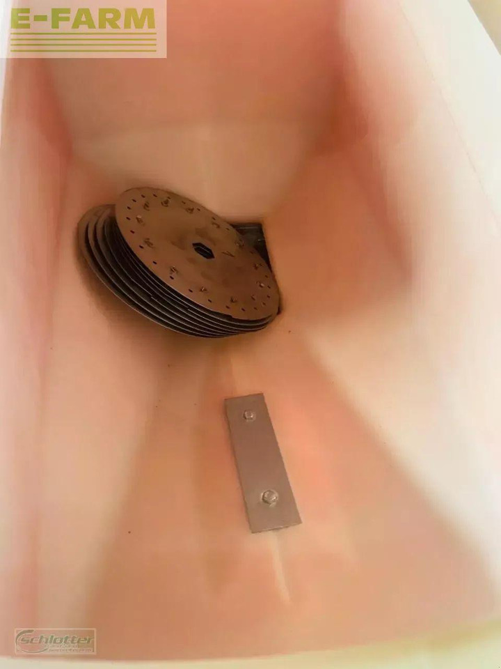 Semeadora de precisão Maschio mirka 8 reihen: foto 11 Semeadora de precisão Maschio mirka 8 reihen: foto 11