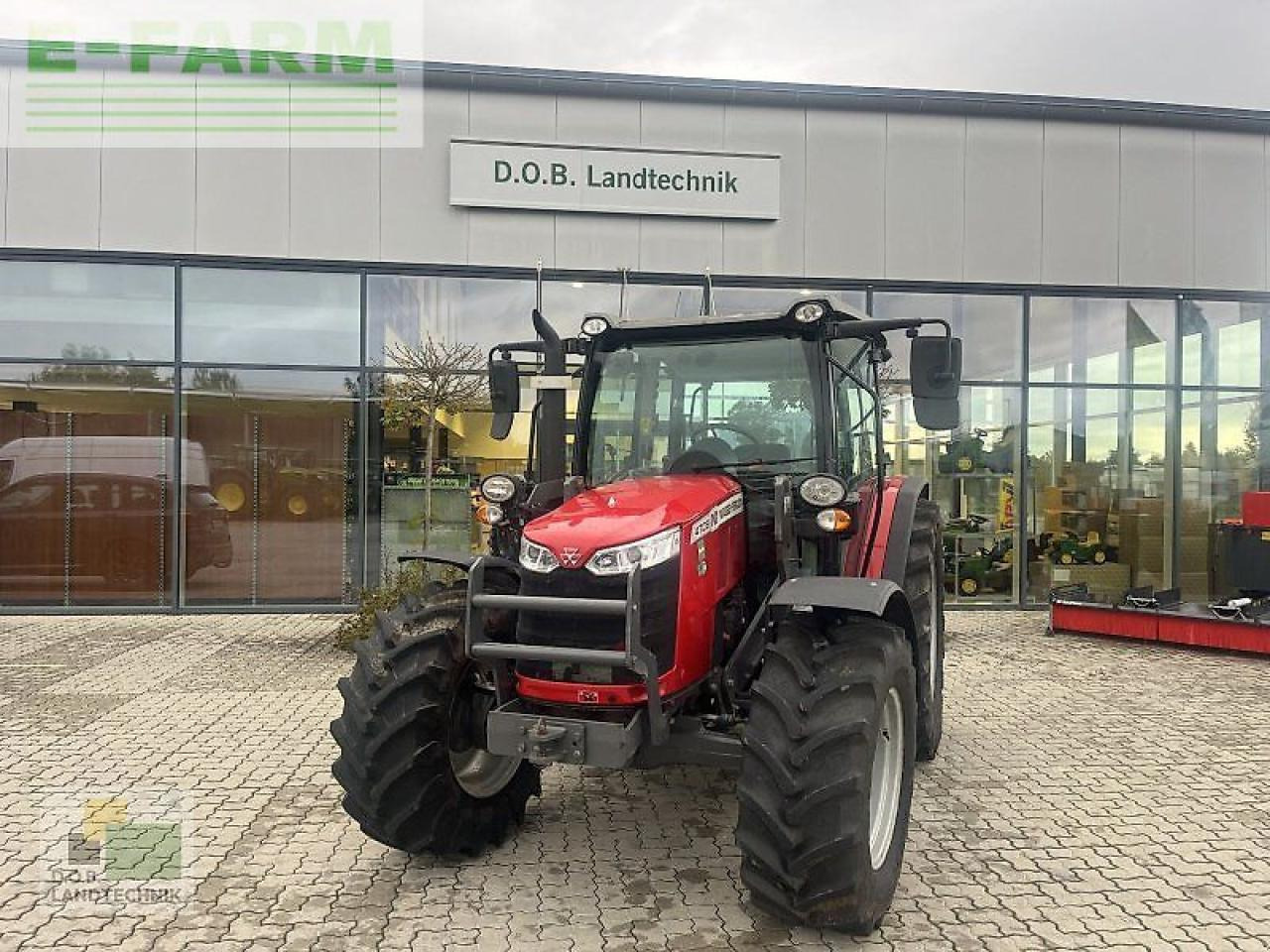 Massey Ferguson 4708 - Trator: foto 1 Massey Ferguson 4708 - Trator: foto 1