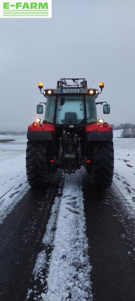 Trator Massey Ferguson 5611 Dyna-4 EFFICIENT: foto 7