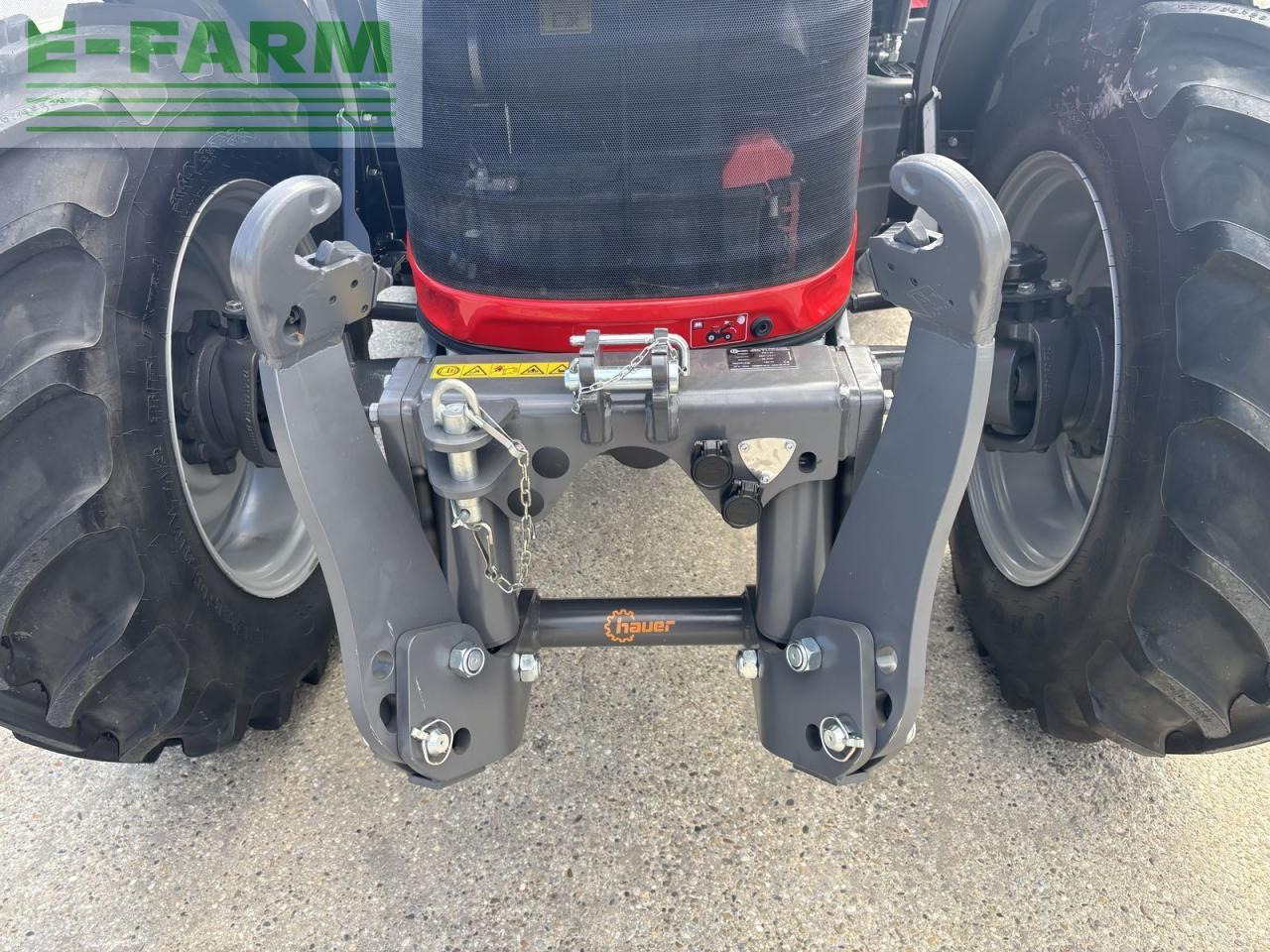 Trator Massey Ferguson 5711 m dyna 4 comfort: foto 11