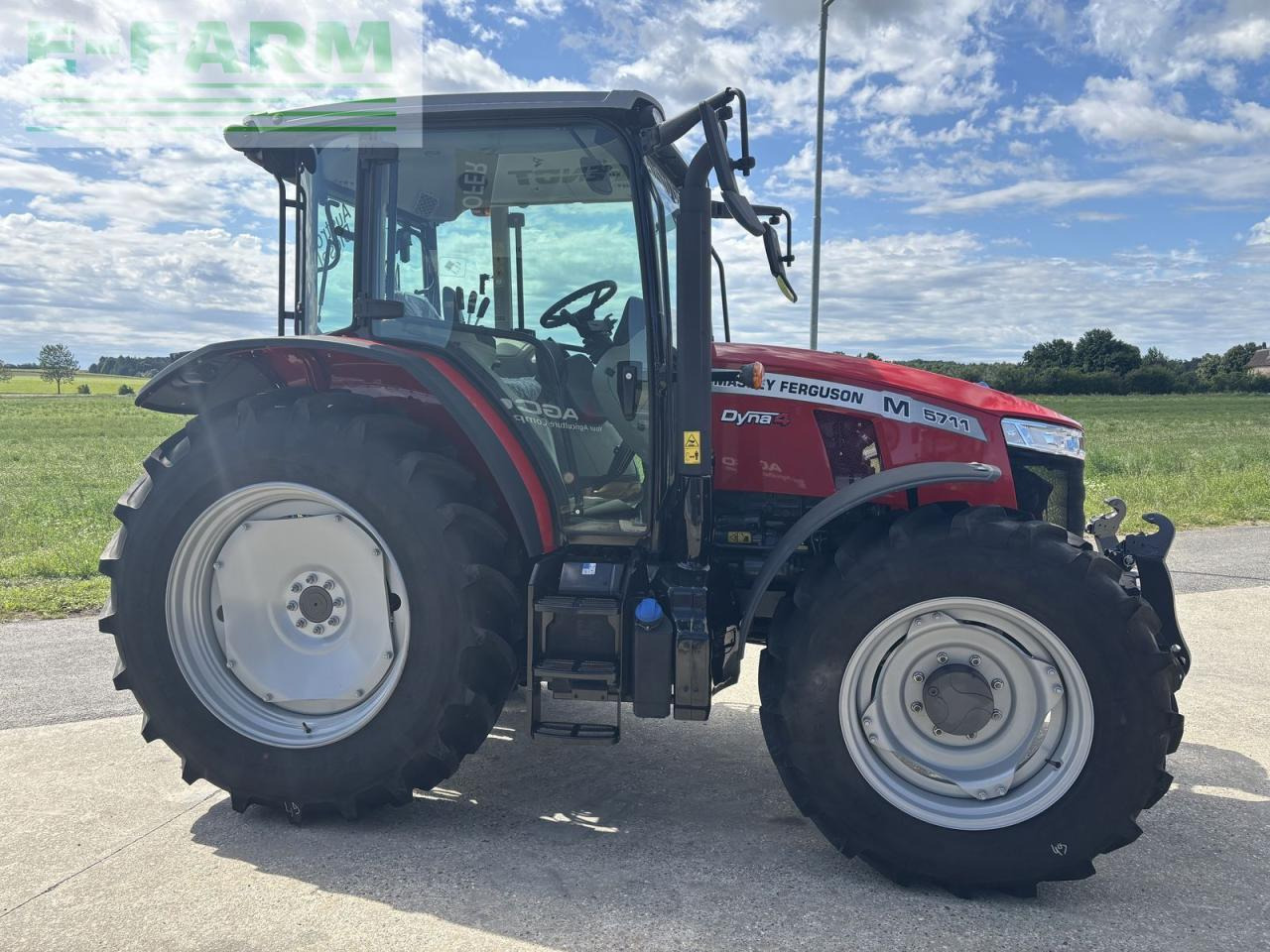 Trator Massey Ferguson 5711 m dyna 4 comfort: foto 8