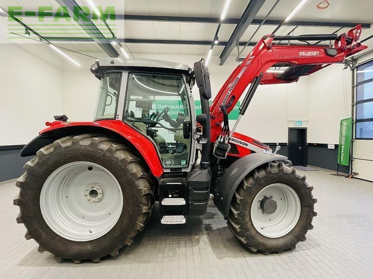 Massey Ferguson 5s.135 dyna-6 exclusive Exclusive - Trator: foto 4 Massey Ferguson 5s.135 dyna-6 exclusive Exclusive - Trator: foto 4