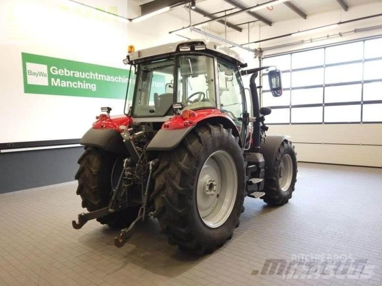 Massey Ferguson 5s.145 dyna-6 exclusive Exclusive - Trator: foto 5 Massey Ferguson 5s.145 dyna-6 exclusive Exclusive - Trator: foto 5