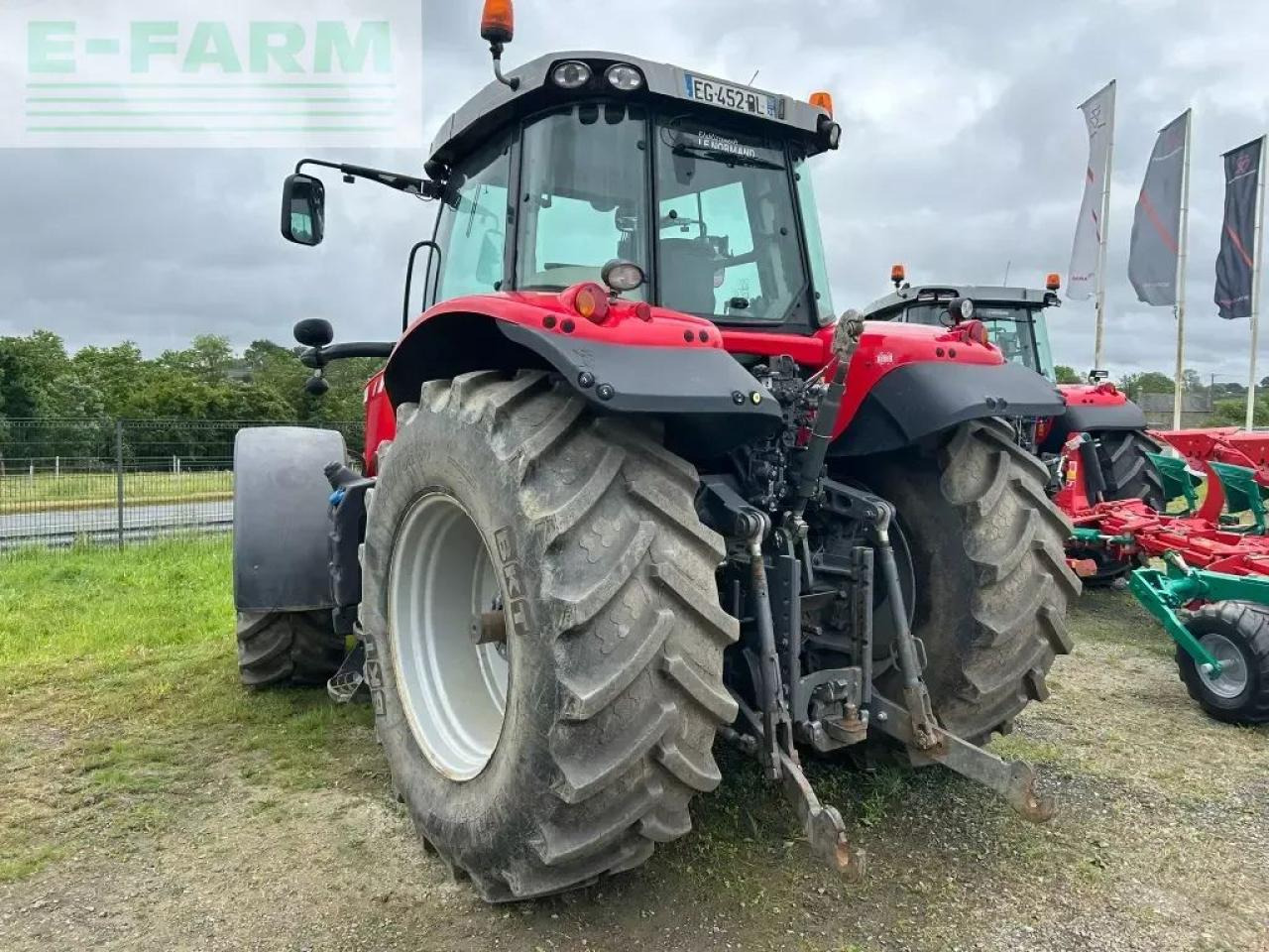 Massey Ferguson 7724 dyna-6 exclusive Exclusive - Trator: foto 2 Massey Ferguson 7724 dyna-6 exclusive Exclusive - Trator: foto 2