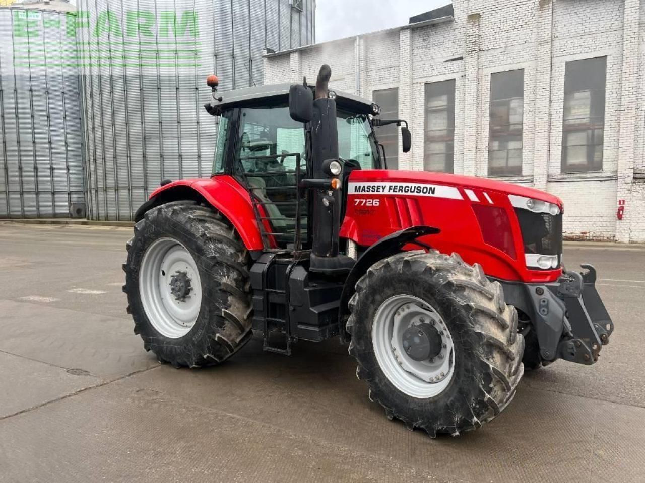 Massey Ferguson 7726 - Trator: foto 5 Massey Ferguson 7726 - Trator: foto 5