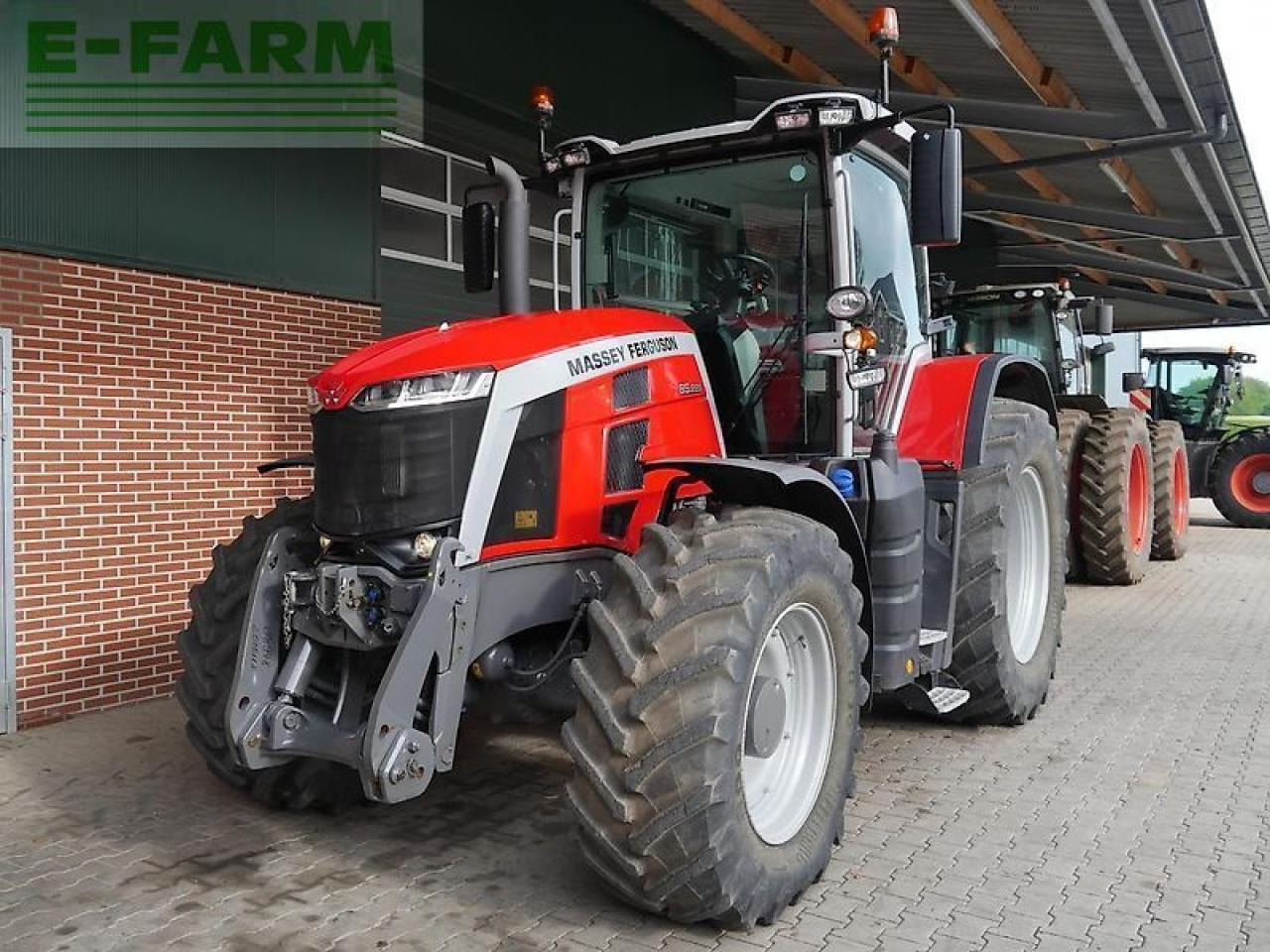 Massey Ferguson 8s.225 dyna-7 - Trator: foto 3 Massey Ferguson 8s.225 dyna-7 - Trator: foto 3