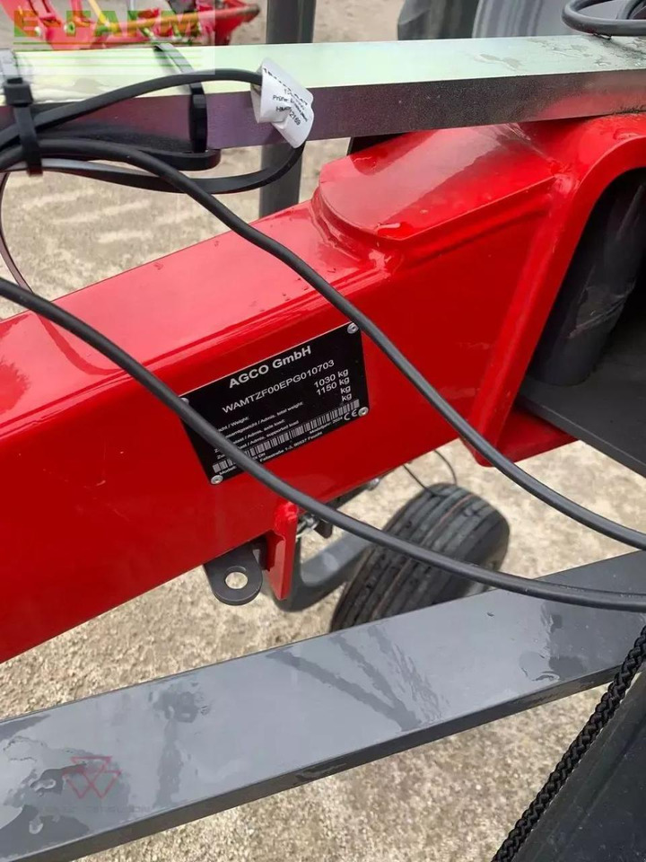 Massey Ferguson massey ferguson td776xdn - Ancinho enleirador: foto 2 Massey Ferguson massey ferguson td776xdn - Ancinho enleirador: foto 2