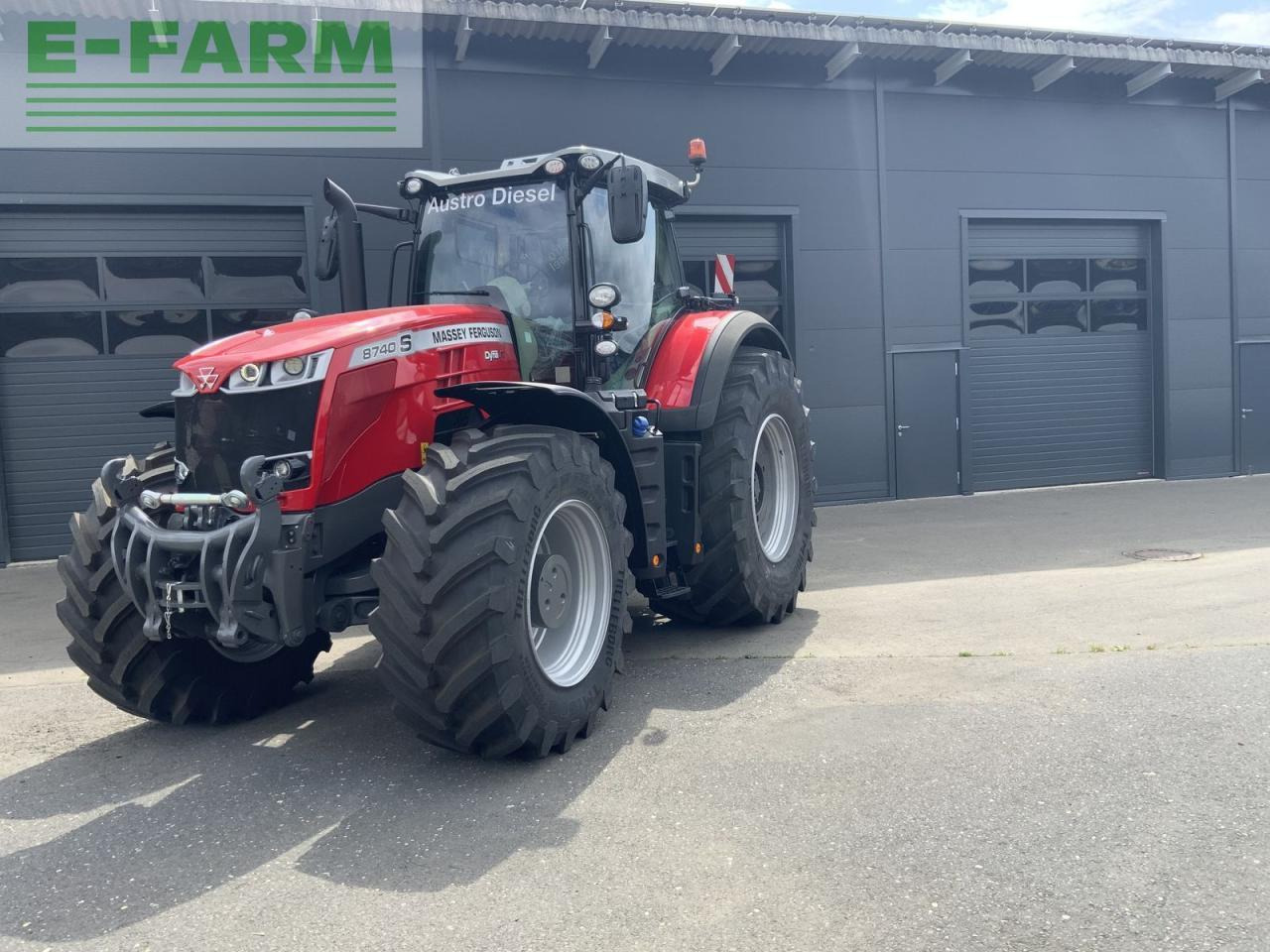 Massey Ferguson mf 8740 s exclusive (stage v) - Trator: foto 2 Massey Ferguson mf 8740 s exclusive (stage v) - Trator: foto 2