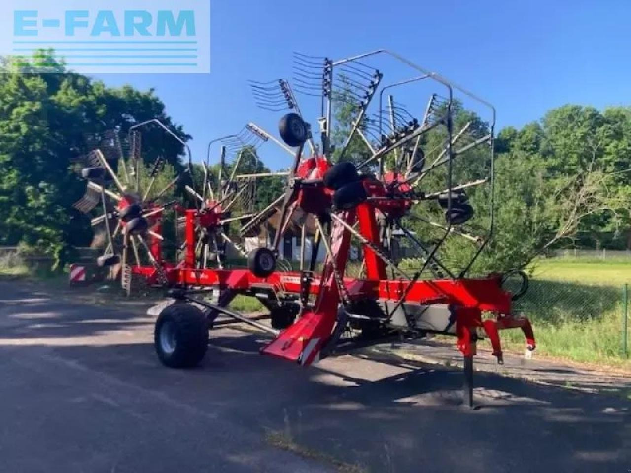 Massey Ferguson rk 1254 trc - Ancinho enleirador: foto 2 Massey Ferguson rk 1254 trc - Ancinho enleirador: foto 2