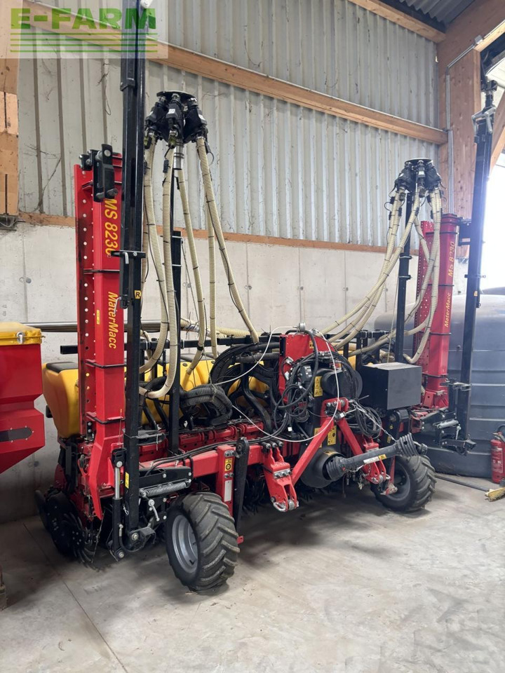 MaterMacc ms 8230 - Semeadora de precisão: foto 1 MaterMacc ms 8230 - Semeadora de precisão: foto 1