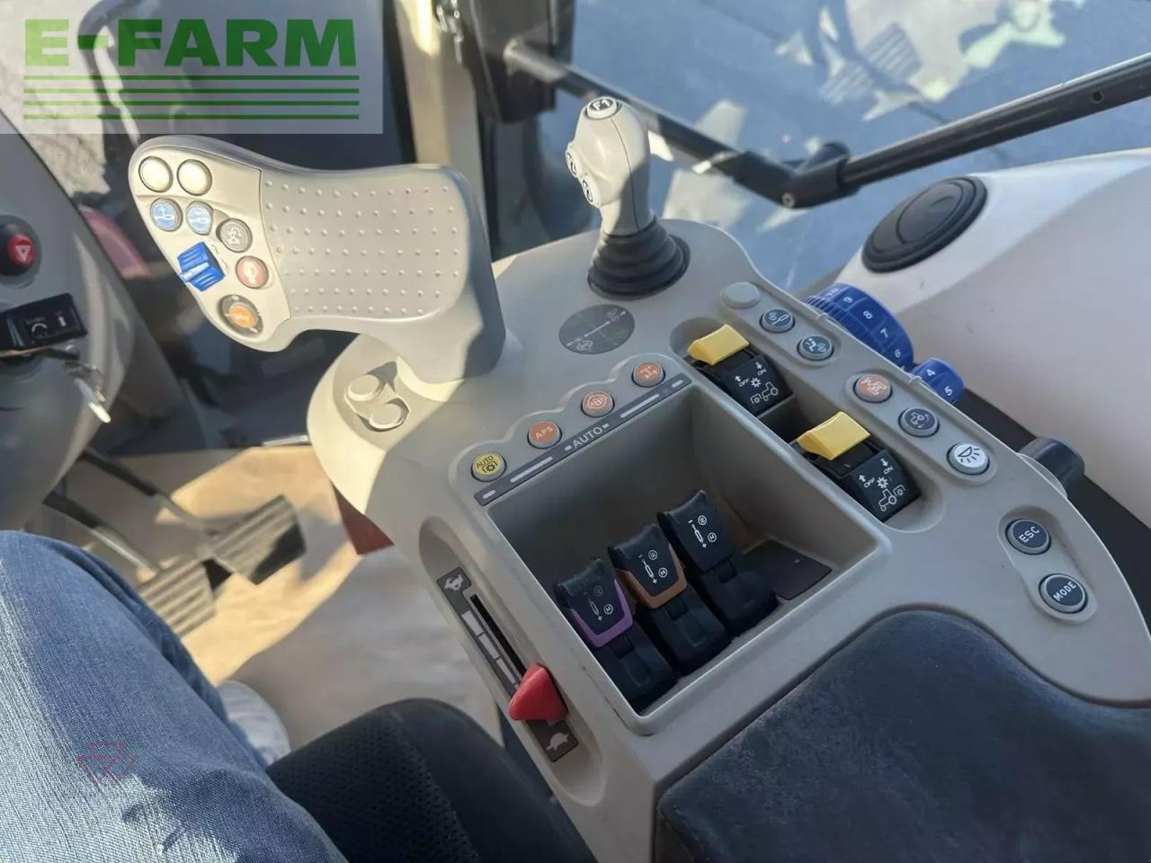 Trator McCormick mc cormick mc 7.660: foto 13