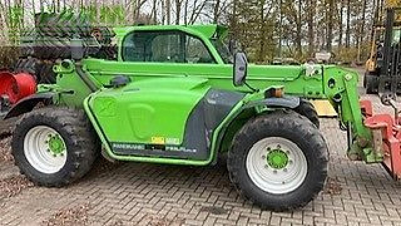Merlo 32.6 l plus - Empilhador telescópico: foto 2 Merlo 32.6 l plus - Empilhador telescópico: foto 2